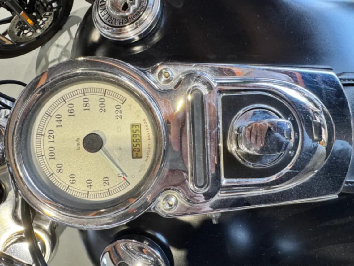 Harley Davidson  Dyna Fat Bob 1584 - 96ci - Miniature 3