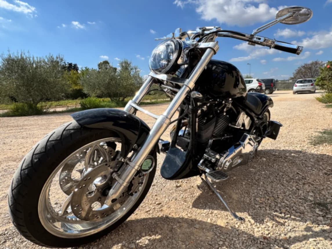 Harley Davidson  Softail Fxstl show bile - Miniature 3