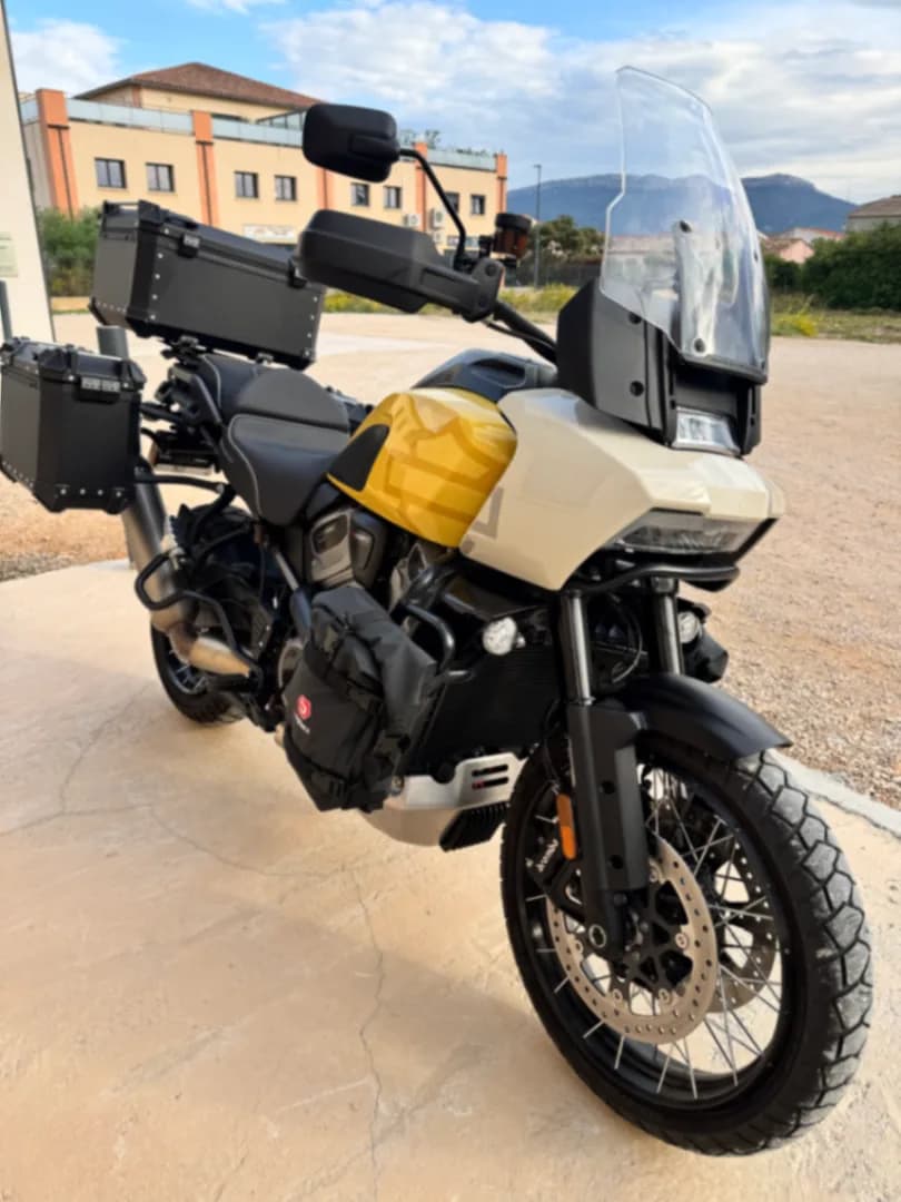 Harley Davidson  Pan America 1250 Spécial  - Miniature 2