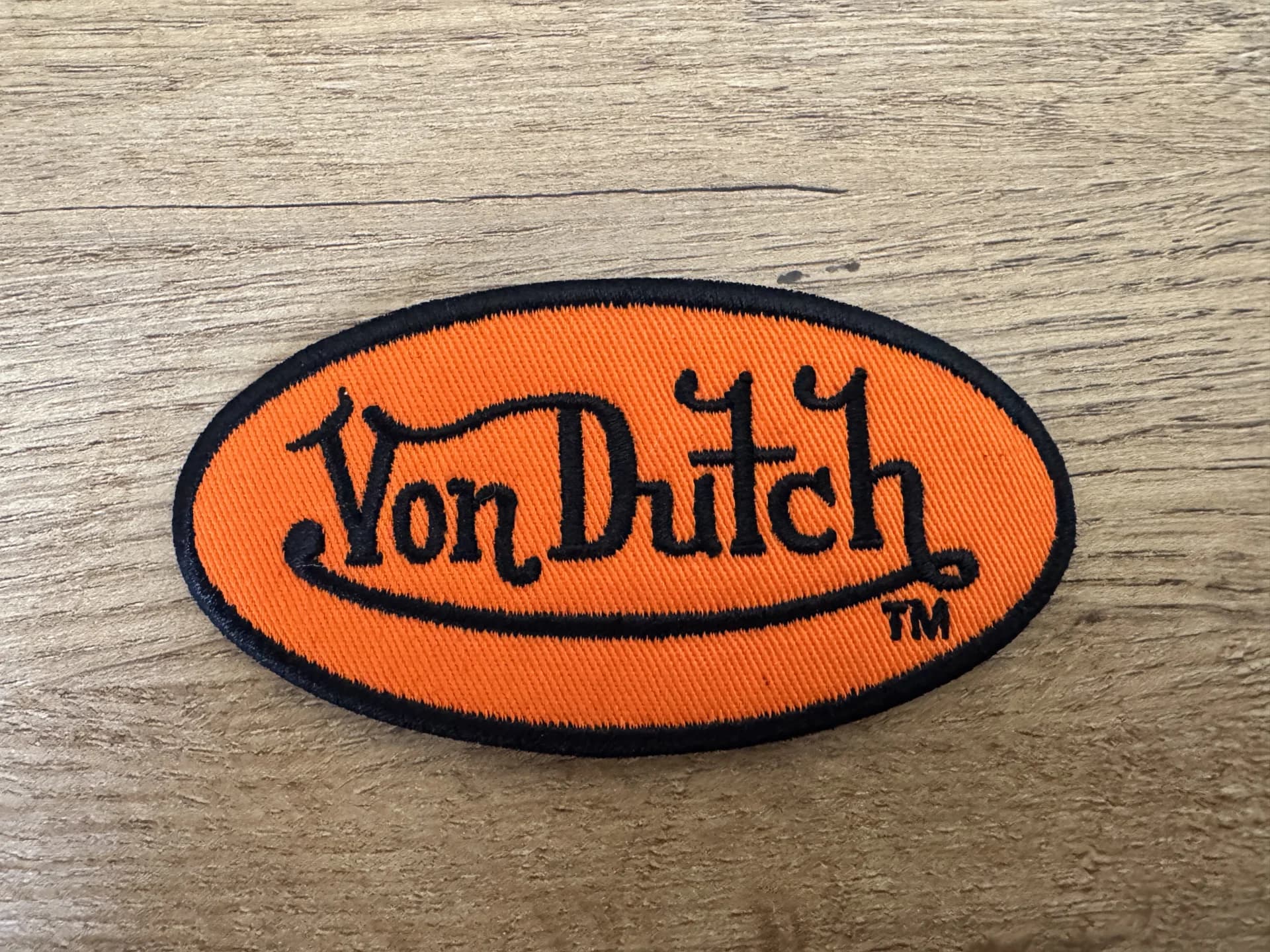 Ecusson VON DUTCH - Miniature 3